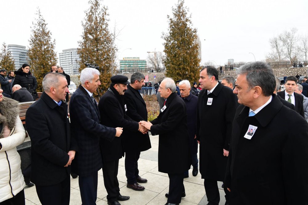 Kılıçdaroğlu şehit astsubay Musa Özalkan'ın cenaze törenine katıldı