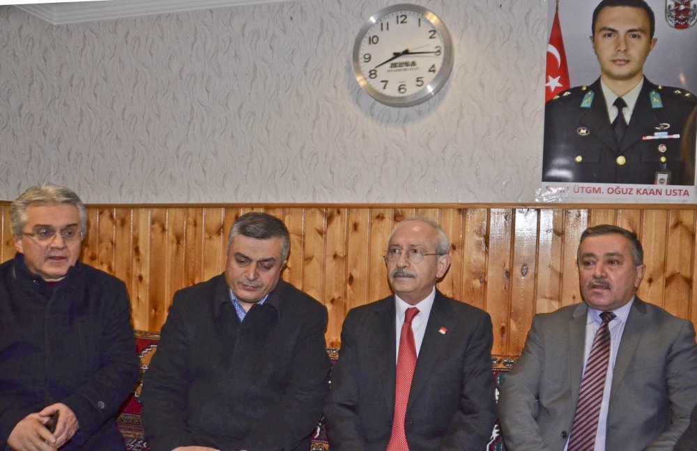 Kılıçdaroğlu'ndan Şehit Oğuz Kaan Usta'nın ailesine taziye ziyareti