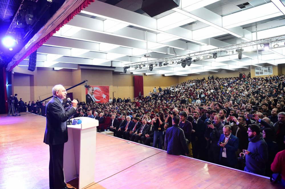 Kılıçdaroğlu, 15. Olağan Gençlik kongresine katıldı