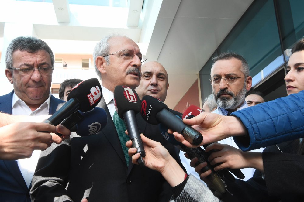 Kılıçdaroğlu, Mardin Milletvekili Orhan Miroğlu'na taziye ziyaretinde bulundu