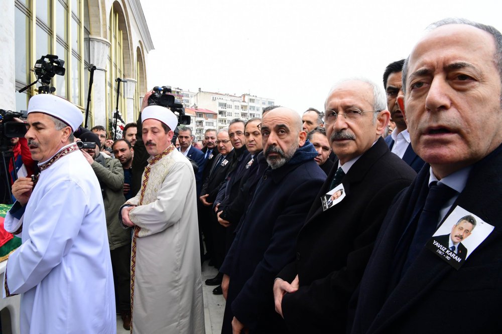 Kılıçdaroğlu, PM üyesi Yavuz Karan'ın cenazesine katıldı