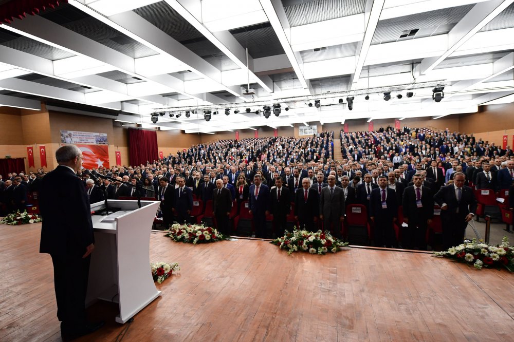 Fotoğraflarla 19. Olağanüstü Tüzük Kurultayı'ndan kareler