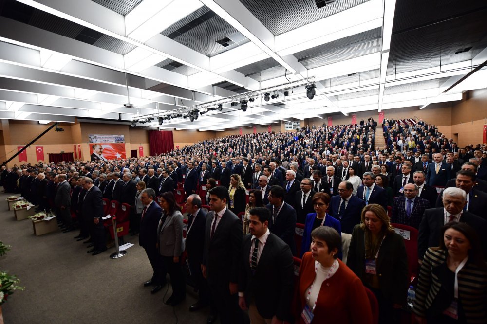 Fotoğraflarla 19. Olağanüstü Tüzük Kurultayı'ndan kareler