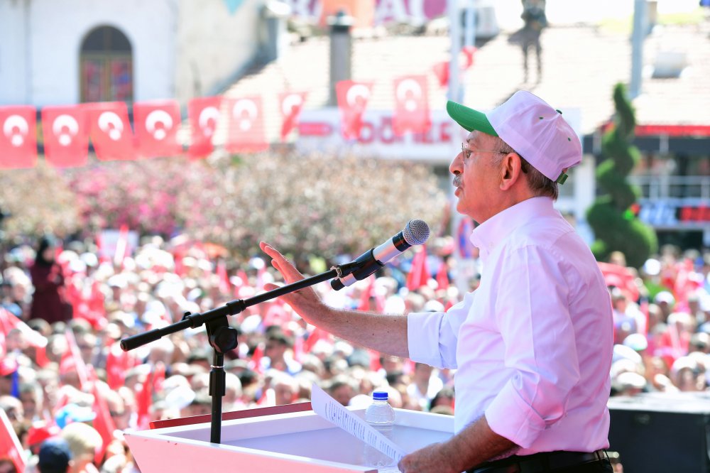 Kılıçdaroğlu, Çorum'da " Şeker Vatandır Vatan Satılmaz" mitingine katıldı