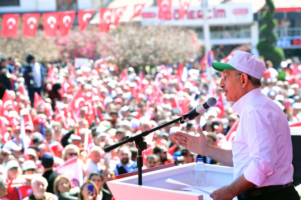 Kılıçdaroğlu, Çorum'da " Şeker Vatandır Vatan Satılmaz" mitingine katıldı