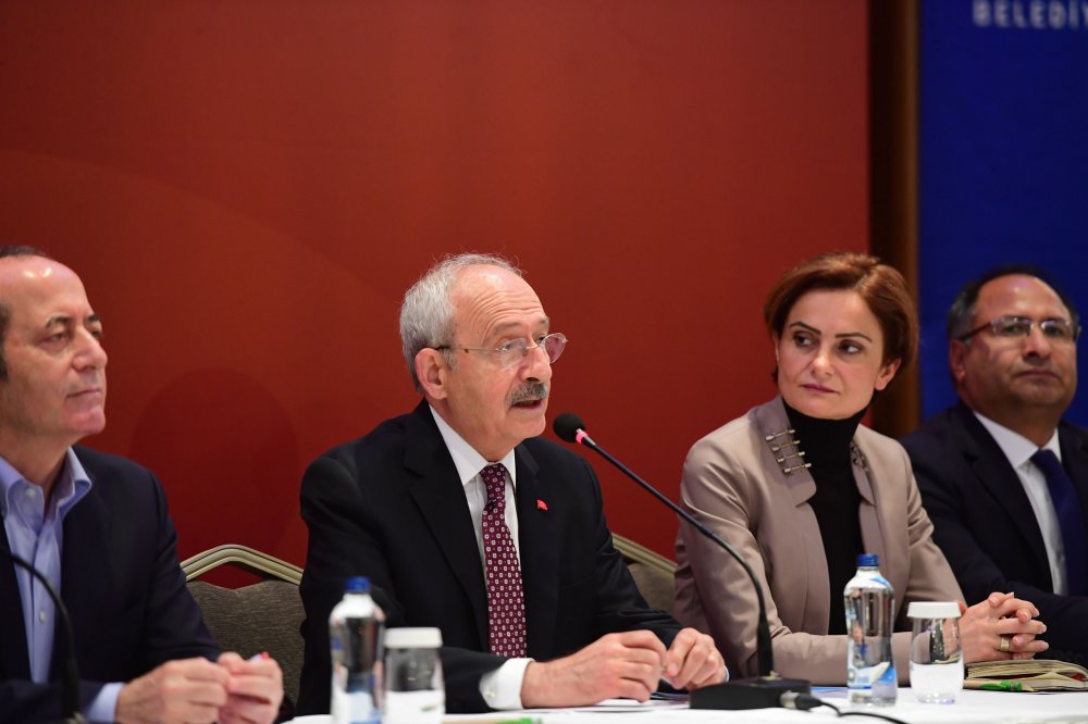 Kılıçdaroğlu, Roman STK temsilcileriyle bir araya geldi