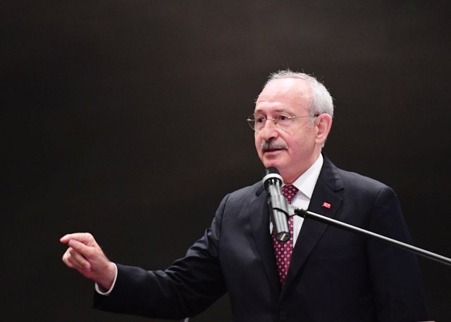 Kılıçdaroğlu, 8 Nisan Dünya Romanlar Günü etkinliğine katıldı