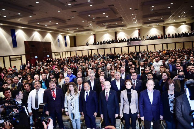 Kılıçdaroğlu, 8 Nisan Dünya Romanlar Günü etkinliğine katıldı
