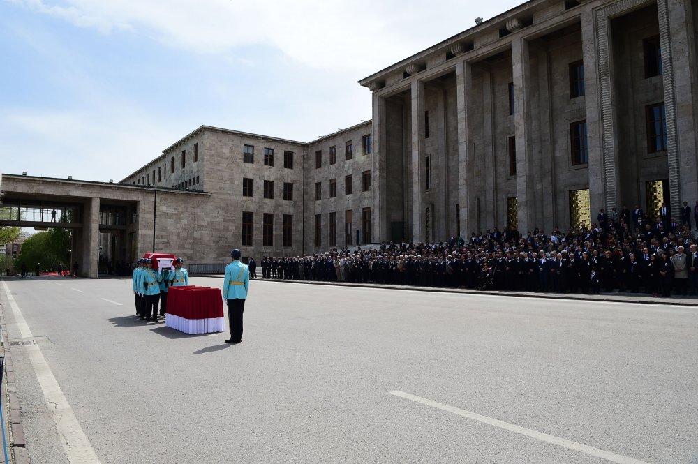 CHP Isparta Eski Milletvekili Ali Haydar Öner için TBMM'de cenaze töreni düzenlendi