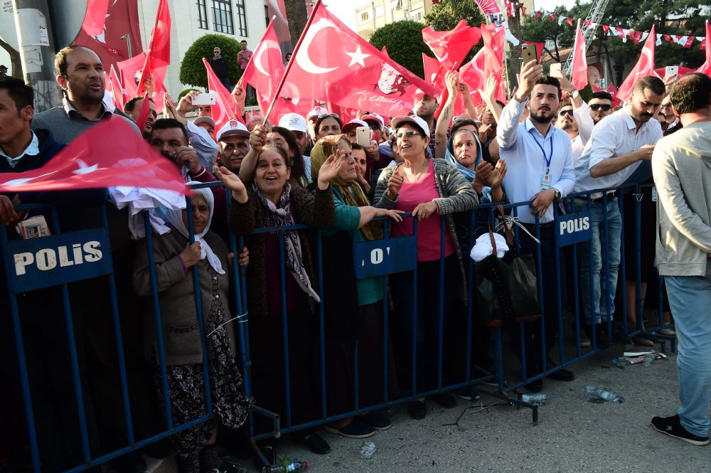 Kılıçdaroğlu, Hatay Büyükşehir Belediyesi'nin toplu açılış törenine katıldı