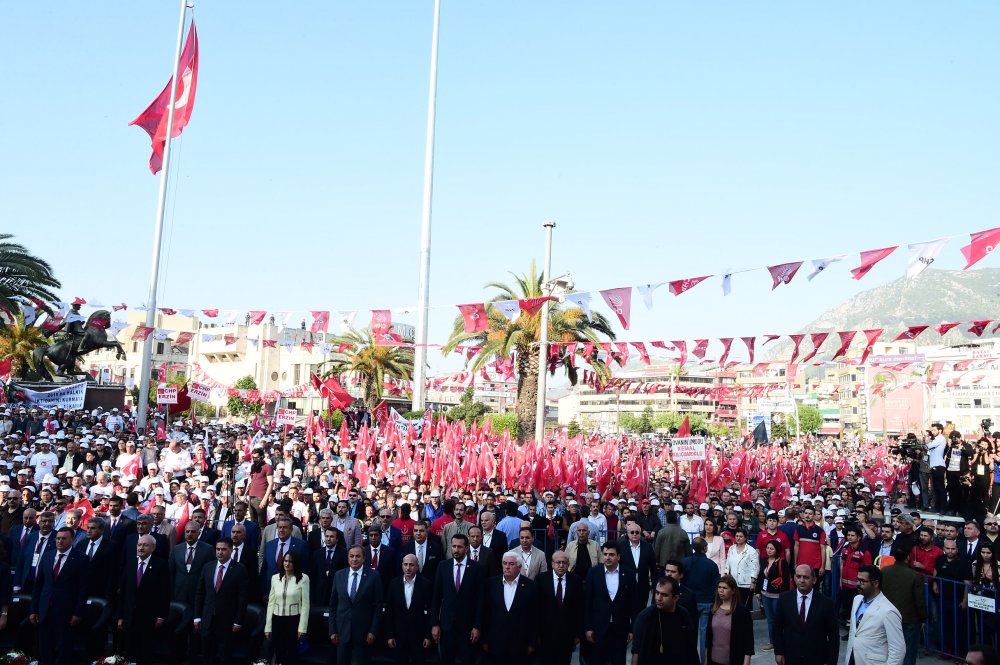 Kılıçdaroğlu, Hatay Büyükşehir Belediyesi'nin toplu açılış törenine katıldı