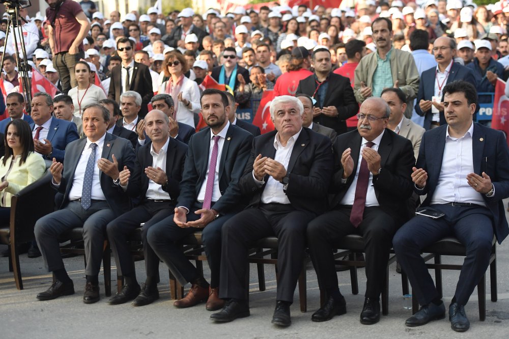 Kılıçdaroğlu, Hatay Büyükşehir Belediyesi'nin toplu açılış törenine katıldı