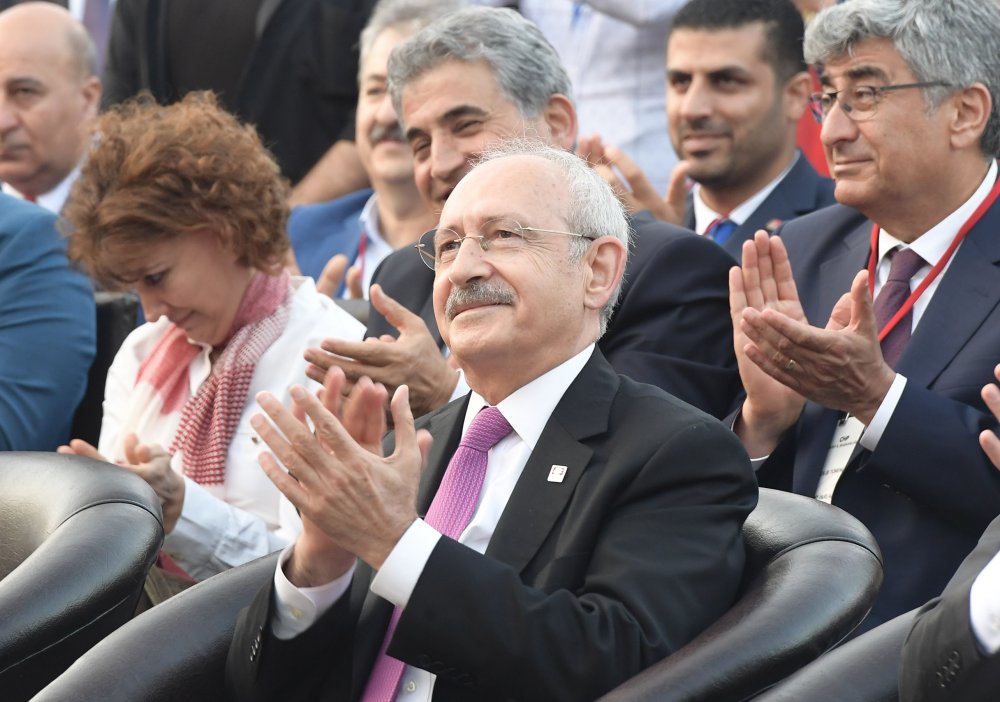 Kılıçdaroğlu, Hatay Büyükşehir Belediyesi'nin toplu açılış törenine katıldı