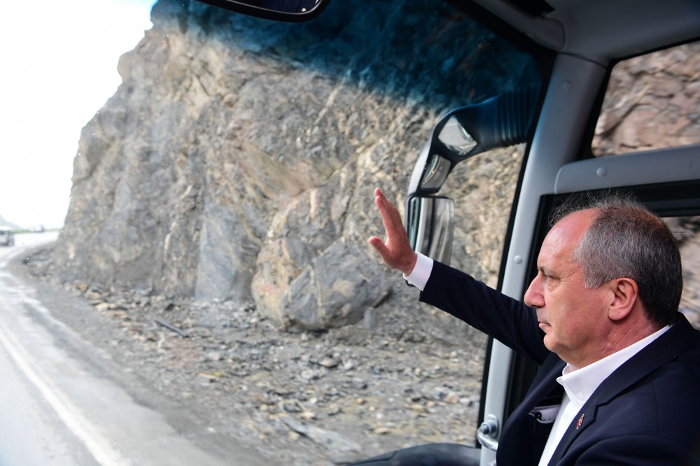 Muharrem İnce, Hakkari'de düzenlediği mitingde konuştu