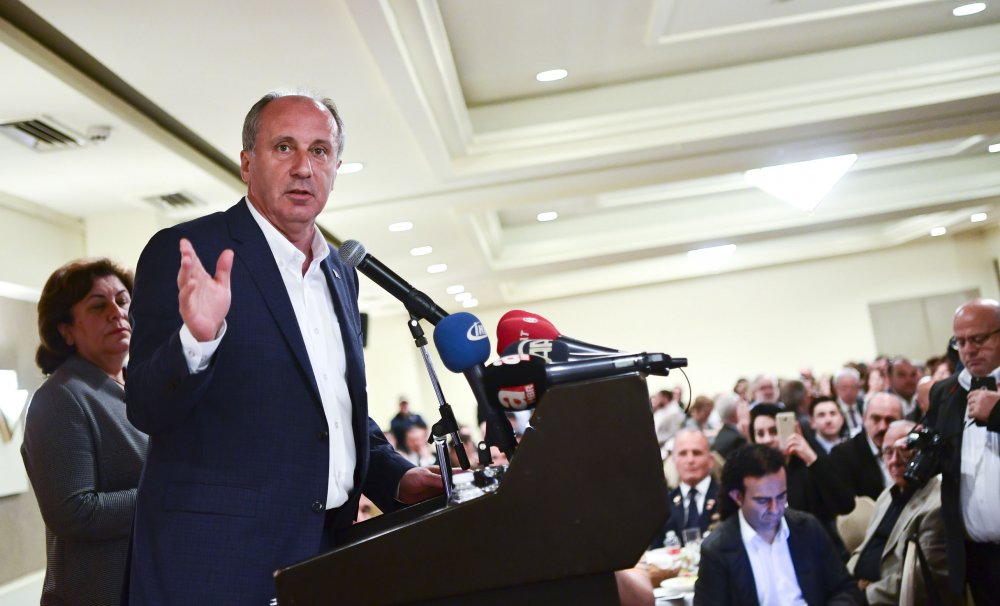 Muharrem İnce, Trabzon'da Sivil Toplum Kuruluşları temsilcileri ile buluştu