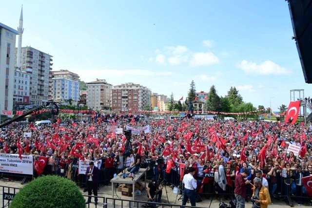 CHP Cumhurbaşkanı Adayı Muharrem İnce Rize mitinginde konuştu