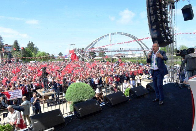 CHP Cumhurbaşkanı Adayı Muharrem İnce Rize mitinginde konuştu