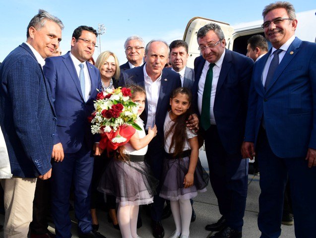 Muharrem İnce, Antalya'da Halk Arenası'na katıldı