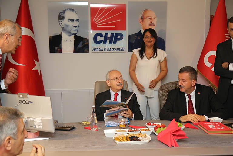 Kılıçdaroğlu, CHP Mersin İl Başkanlığı'nın yeni binasının açılışını yaptı