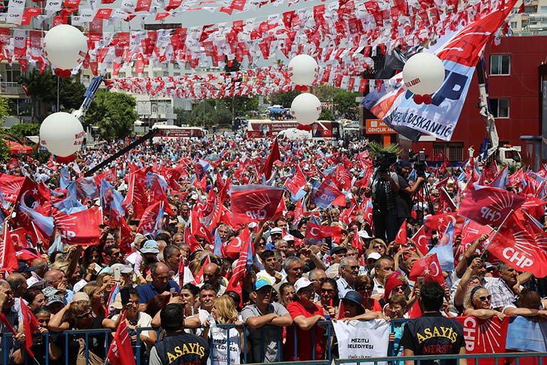 Kılıçdaroğlu, Mersin İl Başkanlığı'nın düzenlediği etkinlikte Mersinlilere seslendi