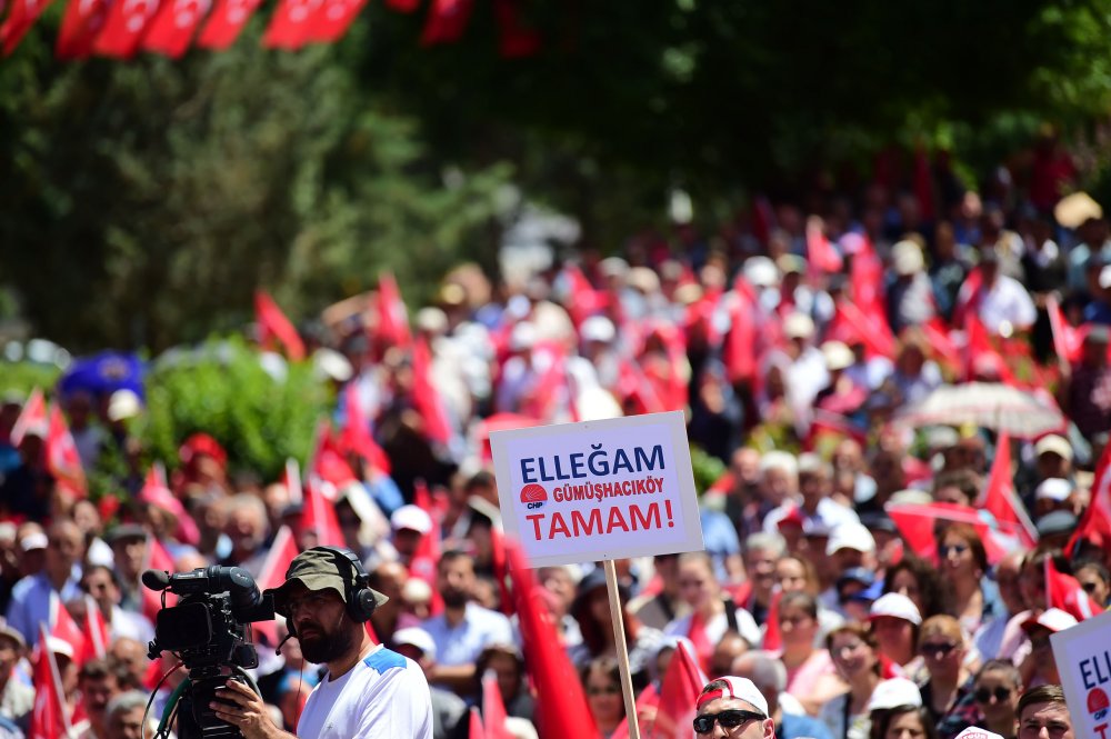 Cumhurbaşkanı adayı Muharrem İnce, Amasya mitinginde halka hitap etti