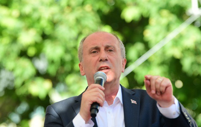 CHP Cumhurbaşkanı adayı Muharrem İnce Tekirdağ'da halka hitap etti