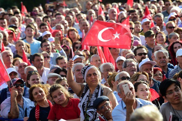 CHP Cumhurbaşkanı adayı Muharrem İnce Tekirdağ'da halka hitap etti