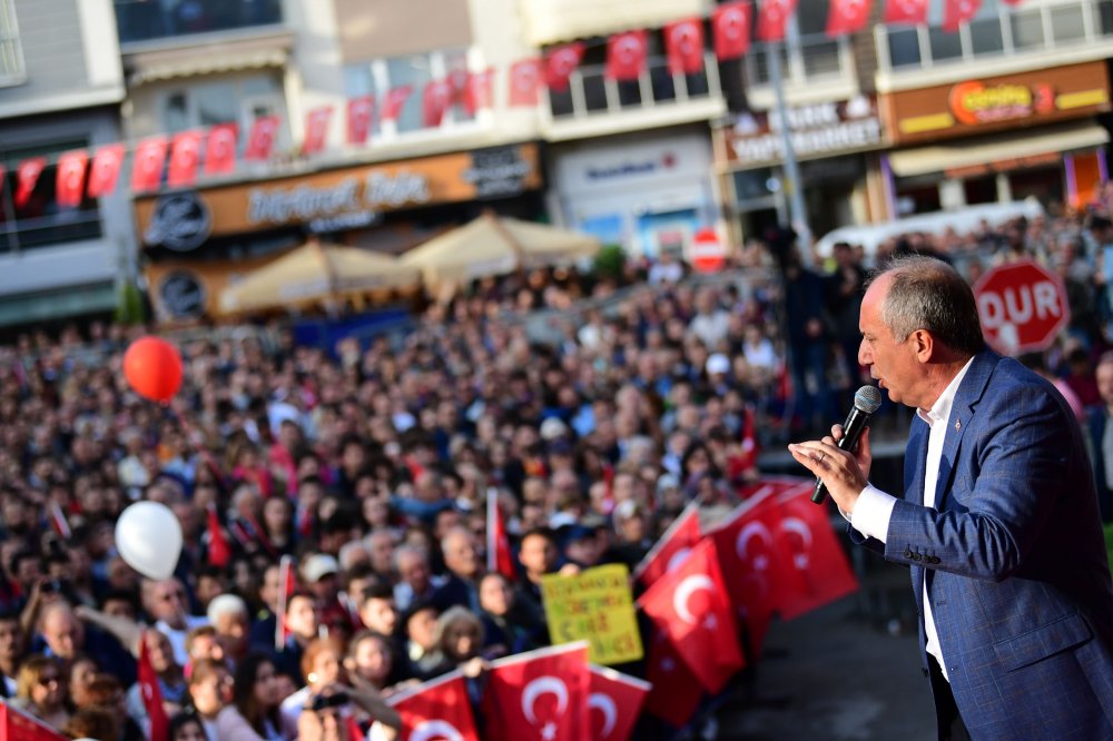 Muharrem İnce'nin Sinop mitinginden kareler