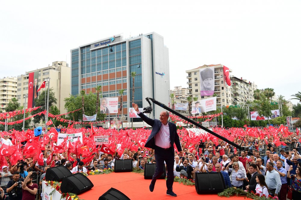 Muharrem İnce Adana'da halka hitap etti