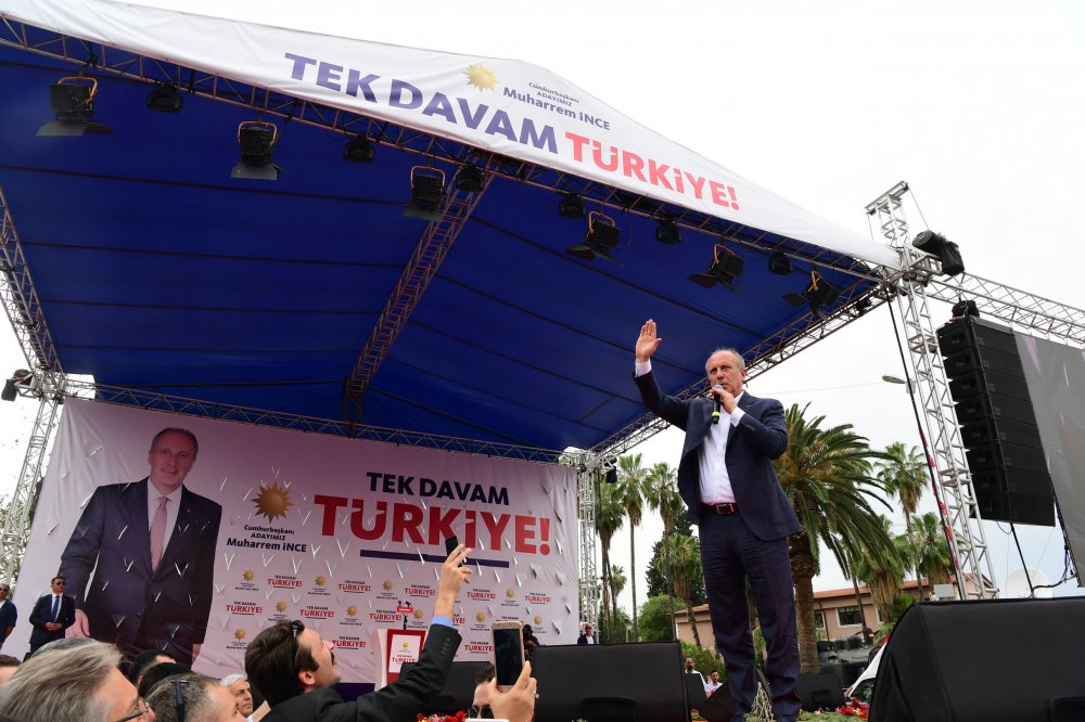 Muharrem İnce Adana'da halka hitap etti