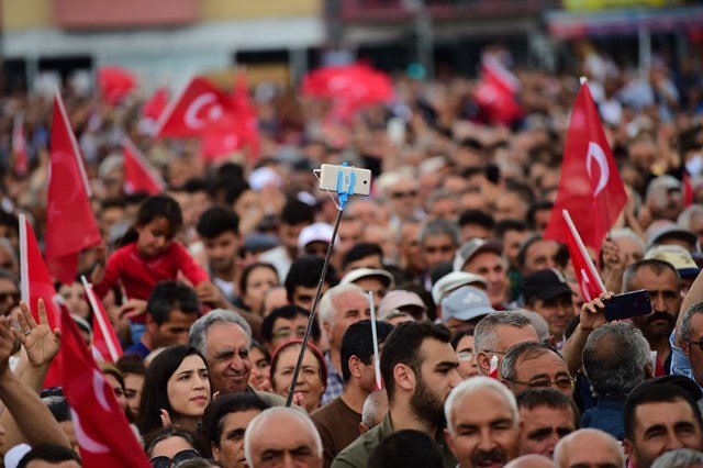 Muharrem İnce Erzincan mitinginde halka seslendi