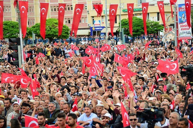 Muharrem İnce Erzincan mitinginde halka seslendi