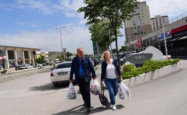 Muharrem İnce ve eşi market alışverişinde