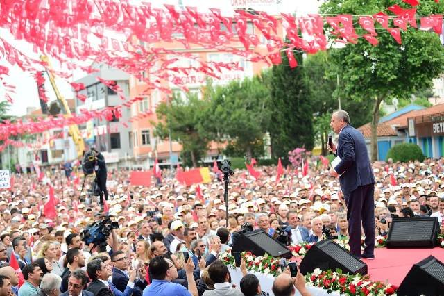 Muharrem İnce, Balıkesir'de halka seslendi