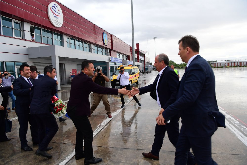 Muharrem İnce Malatya'da halka hitap etti