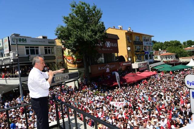 Muharrem İnce, Eyüpsultan'da halka hitap etti