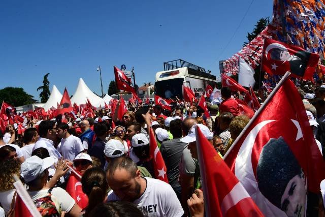 Muharrem İnce, Eyüpsultan'da halka hitap etti