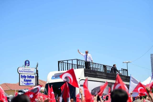 Muharrem İnce, Eyüpsultan'da halka hitap etti