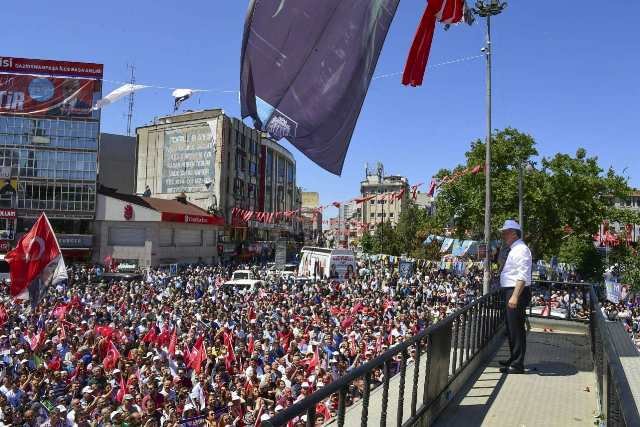 Muharrem İnce, Eyüpsultan'da halka hitap etti