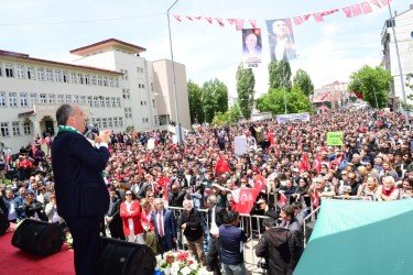 Muharrem İnce Kars mitinginde konuştu