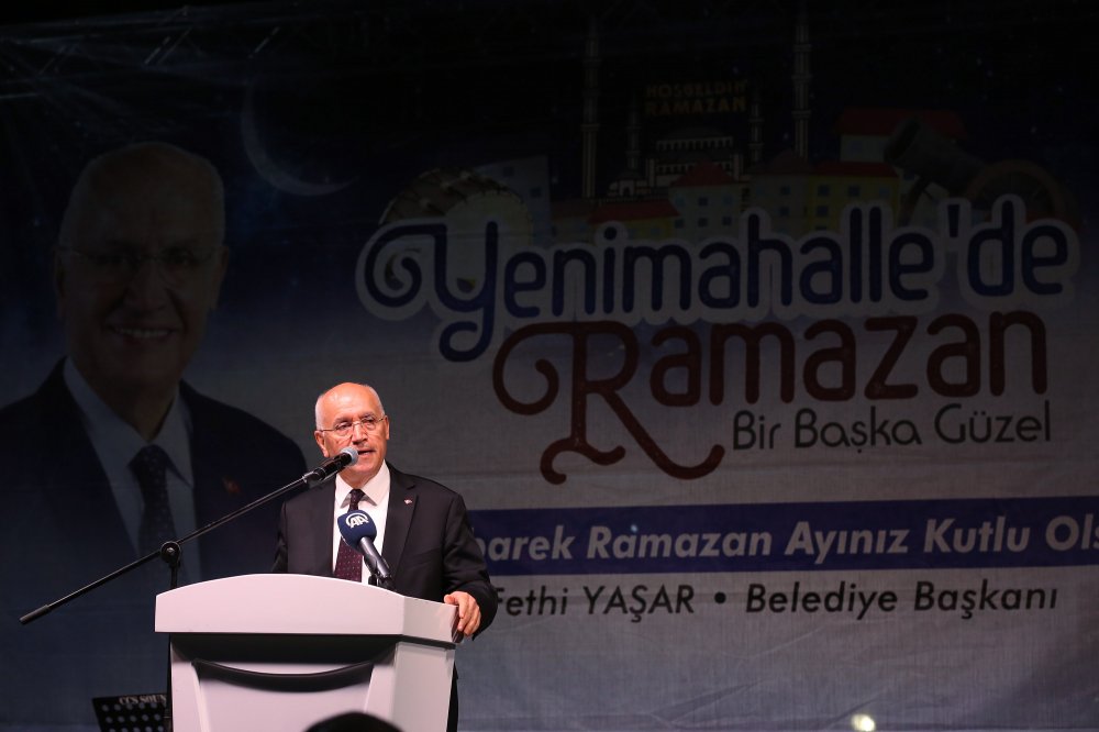 Kılıçdaroğlu, Yenimahalle sakinleriyle iftarda buluştu