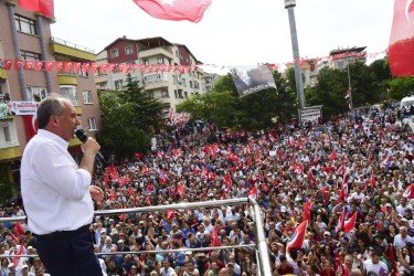Muharrem İnce Ankara Keçiören'de halka seslendi