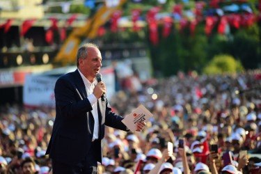 Muharrem İnce'nin Aydın mitinginden kareler