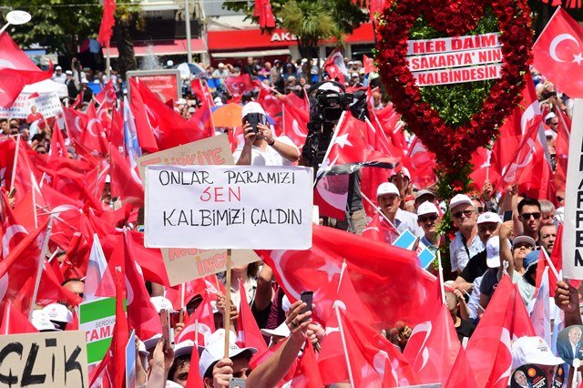 Muharrem İnce Sakarya mitinginde konuştu