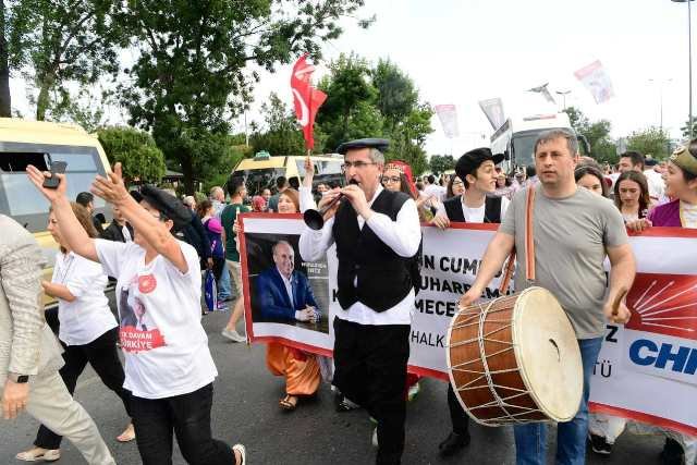 Muharrem İnce, İstanbul Küçükçekmece'de halka seslendi