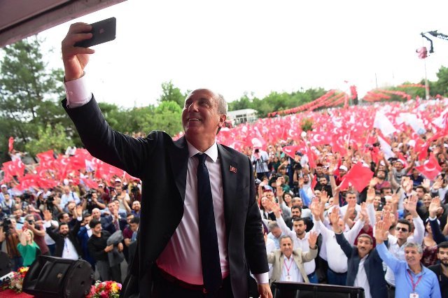 Muharrem İnce, Diyarbakır'da halka hitap etti