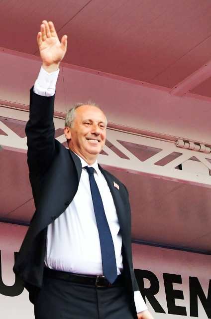 Muharrem İnce, Diyarbakır'da halka hitap etti