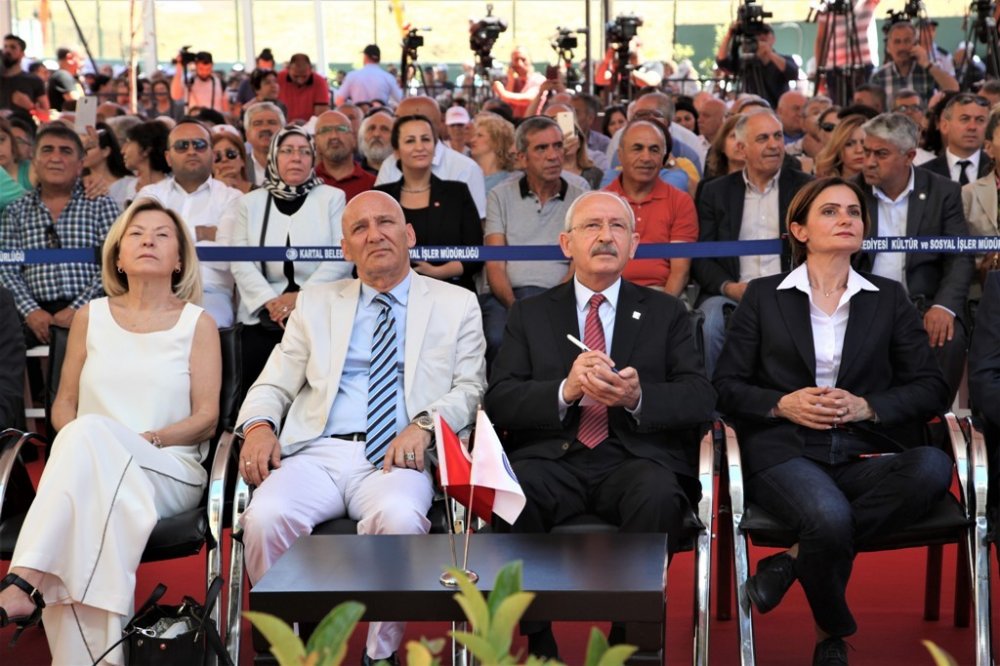 Kılıçdaroğlu, Kartal'da 'Yaşlı Bakım ve Huzurevi Binası'nın açılışına katıldı