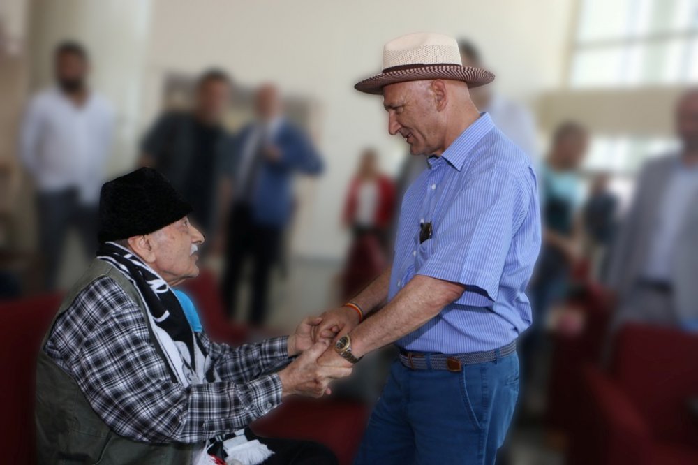 Kılıçdaroğlu, Kartal'da 'Yaşlı Bakım ve Huzurevi Binası'nın açılışına katıldı