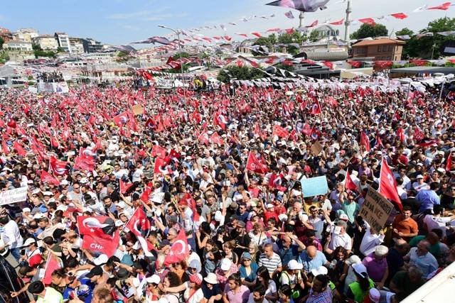 Muharrem İnce, Üsküdar'da halka seslendi